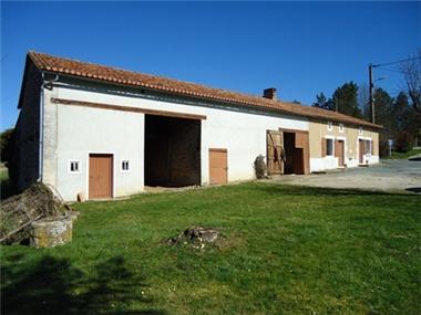 Other for sale in Champagne-Mouton (Poitou-Charentes)