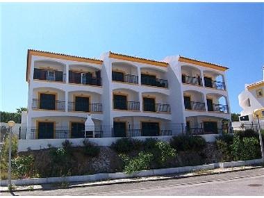 Apartment       for sale in Carvoeiro (Faro)
