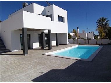 Villa / Townhouse for sale in Sesmarias (Faro)