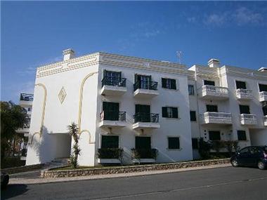 Apartment       for sale in Conceicao (Faro)