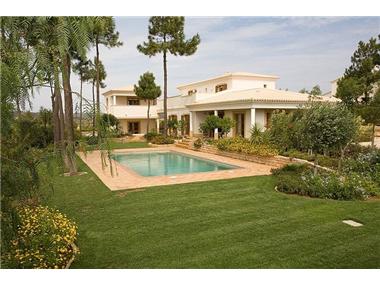Villa / Townhouse for sale in Burgau (Faro)