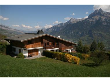 Apartment for sale in Combloux (Rhone-Alpes)