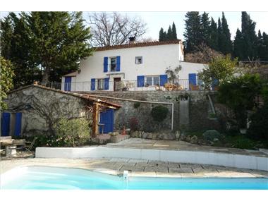 Villa for sale in Grasse (Provence-Alpes-Cote d'Azur)