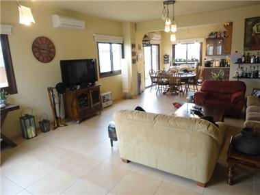 Detached House for sale in Lakatamia (Nicosia)