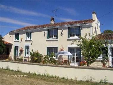 Stone House for sale in Thouarsais-Bouildroux (Region Pays de la Loire)