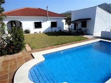 Finca for sale in Almogia (Andalucia)