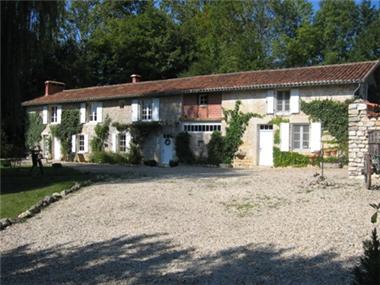 Other for sale in Ruffec (Poitou-Charentes)