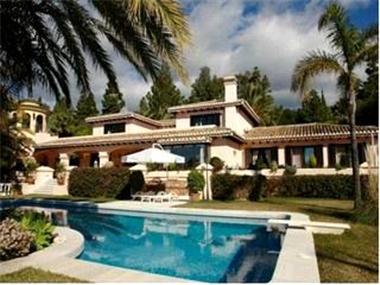 Villa for sale in Las Chapas (Andalucia)