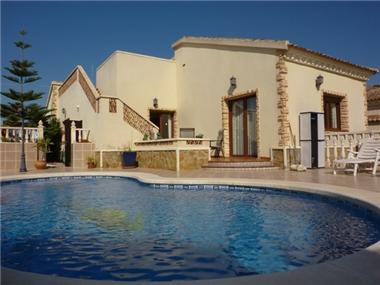Villa / Detached for sale in San Fulgencio (Valencia)