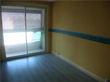 Apartment       for sale in Tarbes (Midi-Pyrenees)