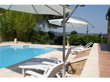 House for sale in Uzes (Languedoc-Roussillon)