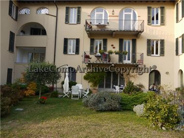 Apartment for sale in Carlazzo (Regione Lombardia)