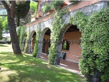 Villa for sale in Gera Lario (Regione Lombardia)