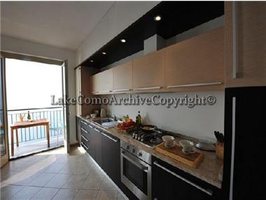 Apartment for sale in Varenna (Regione Lombardia)