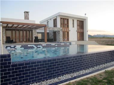 Villa for sale in Akanthou (Famagusta)