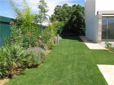 Villa / Townhouse for sale in Ferreiras (Faro)