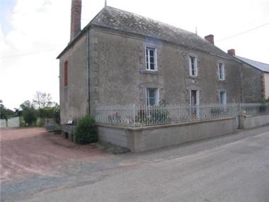House for sale in Saint-Varent (Poitou-Charentes)