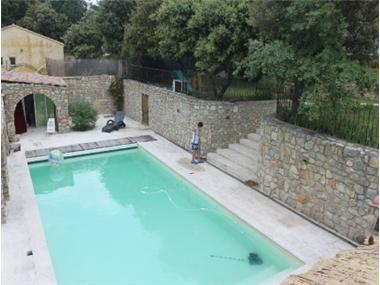 Villa for sale in Peyrolles-en-Provence (Provence-Alpes-Cote d'Azur)