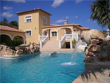 Villa / Detached for sale in Benitachell (Valencia)