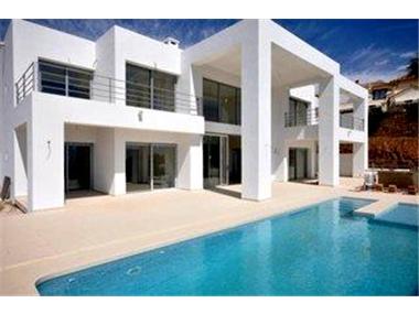 Villa for sale in San Pedro de Alcantara (Andalucia)