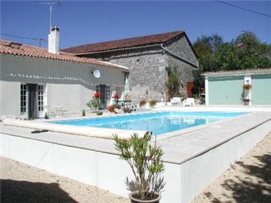 House for sale in Civray (Poitou-Charentes)
