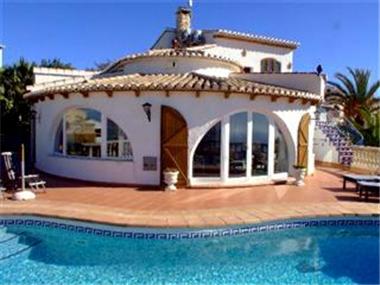 Villa for sale in Cumbre del Sol (Valencia)