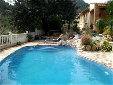Villa for sale in Orba (Valencia)