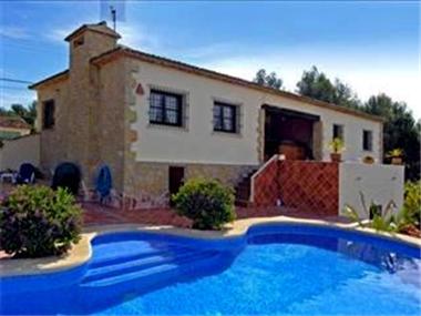 Villa for sale in Jalon (Valencia)