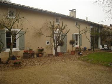 Other for sale in Sauze-Vaussais (Poitou-Charentes)