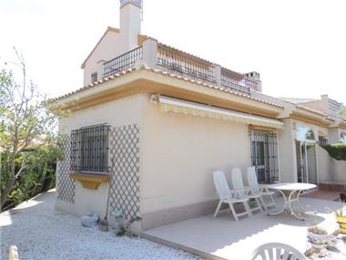 Semi Detached for sale in La Zenia (Valencia)