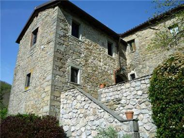 Town House for sale in Camporgiano (Tuscany)