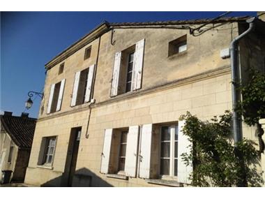 House for sale in Saint-Emilion (Aquitaine)