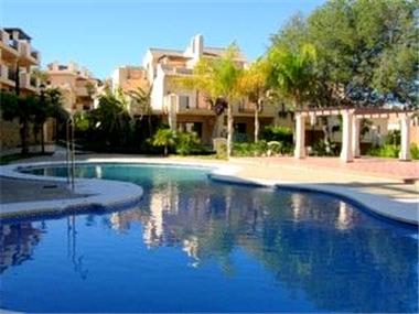 Town House for sale in Nueva Andalucia (Andalucia)