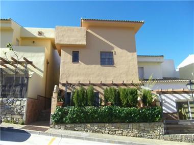 Townhouse for sale in Alhaurin el Grande (Andalucia)