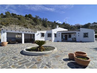 Agricultural for sale in Canillas de Aceituno (Andalucia)