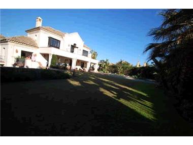 House/villa for sale in Guadalmina (Andalucia)