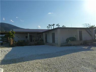 House/villa for sale in Alhaurin el Grande (Andalucia)