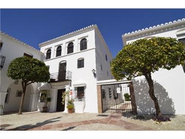 Townhouse for sale in Fuengirola (Andalucia)