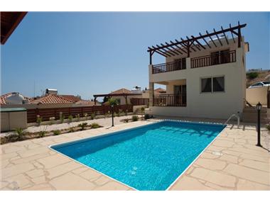 House/villa for sale in Coral Bay (Paphos)