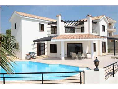 House/villa for sale in Peyia (Paphos)