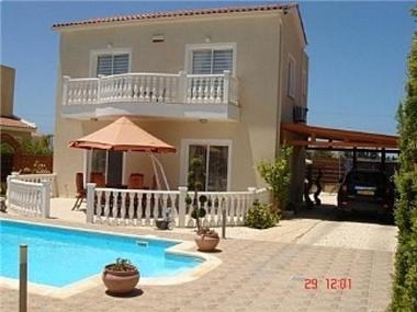 House/villa for sale in Coral Bay (Paphos)