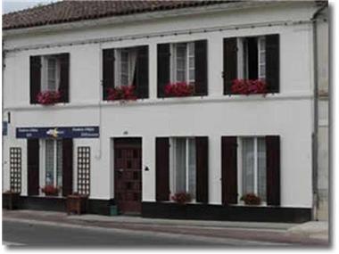 House for sale in Montguyon (Poitou-Charentes)