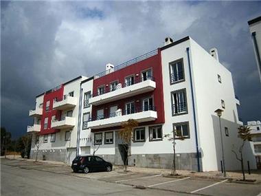 Apartment       for sale in Santiago (Tavira) (Faro)