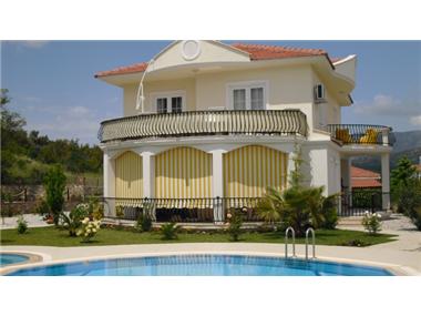 Villa for sale in Uzumlu (Mugla)