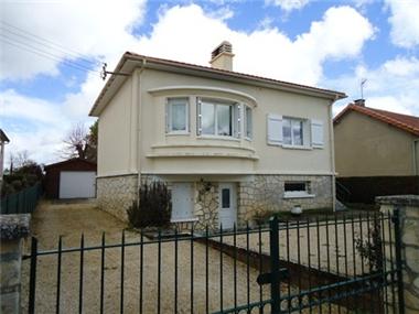 House for sale in Civray (Poitou-Charentes)