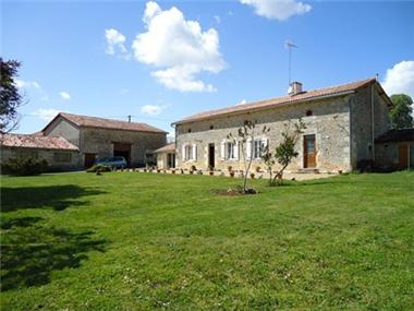 Other for sale in Ruffec (Poitou-Charentes)