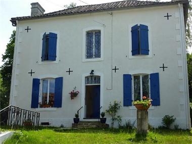 House for sale in Sauze-Vaussais (Poitou-Charentes)