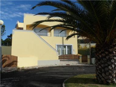 House/villa for sale in Nadadouro (Leiria)