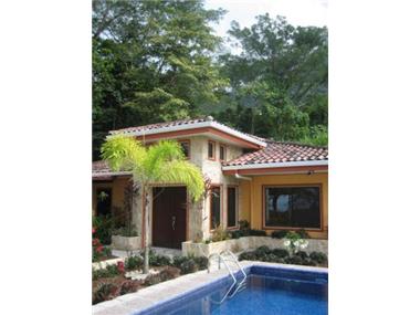 House/Villa for sale in Ojochal (Puntarenas)