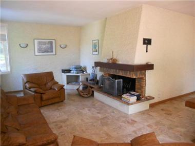Villa for sale in L'Isle-Jourdain (Midi-Pyrenees)